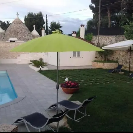 Al Trulletto Hébergement de vacances *